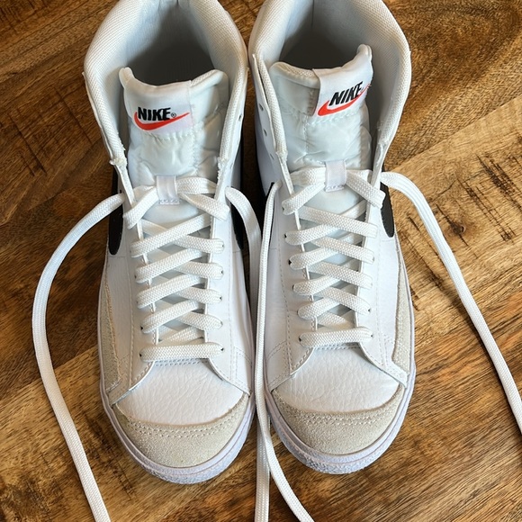 NWOT Nike Legacy Size 7Y - Picture 4 of 8